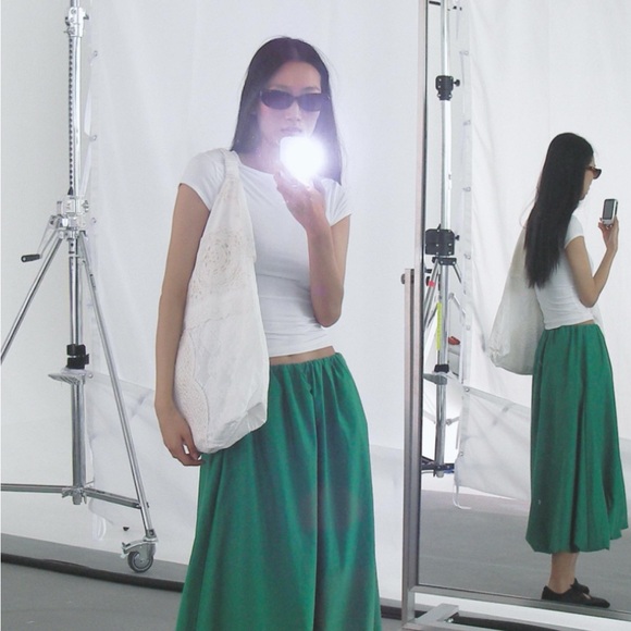 Zara Green Ballon Skirt - Picture 1 of 7